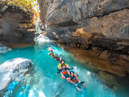Trải nghiệm thác Kawasan - Lặn biển Cebu